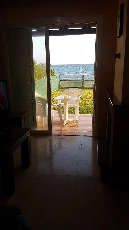 Panorama Beach House, 5 Meters To The Sea Perivolia Vakantiehuis