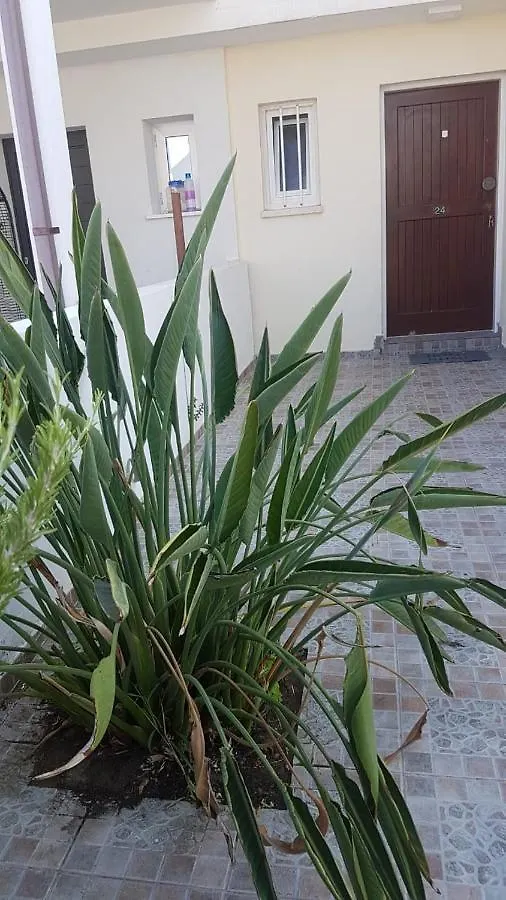 Panorama Beach House, 5 Meters To The Sea Perivolia Cyprus